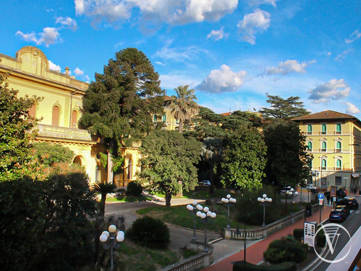 Corso Roma, 37 - Valente Italian Properties Montecatini Terme Eksteriør billede